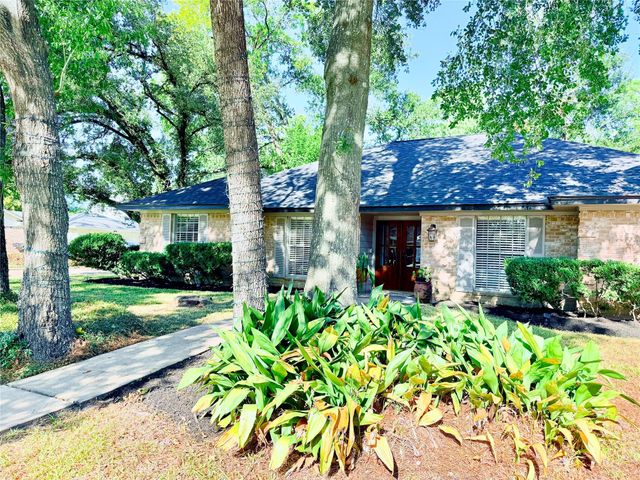 7146 Bayou Forest Drive, Houston, TX 77088