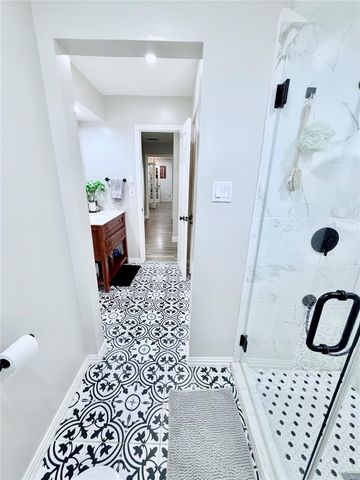 7146 Bayou Forest Drive, Houston, TX 77088