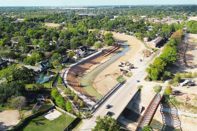 7146 Bayou Forest Drive, Houston, TX 77088