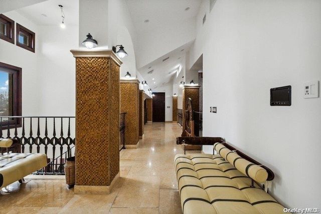 959 S End Road, Woodmere, NY 11598