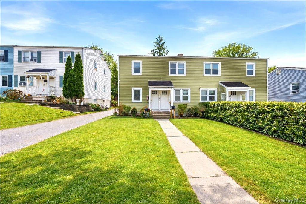 18 Vernon Terrace, Poughkeepsie, NY 12601