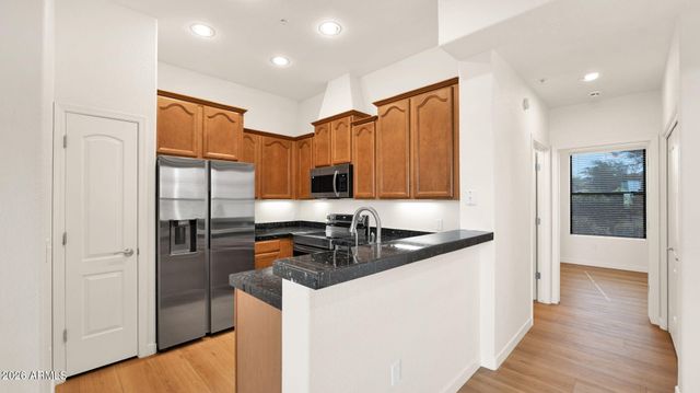 7027 N SCOTTSDALE Road 154, Paradise Valley, AZ 85253