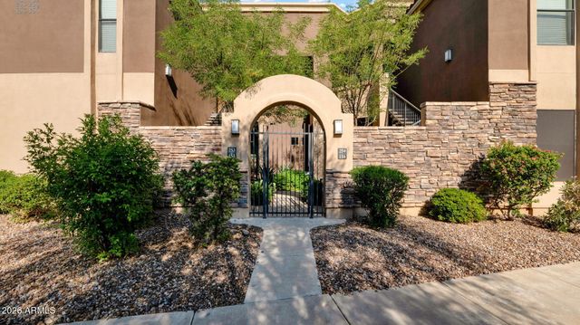 7027 N SCOTTSDALE Road 154, Paradise Valley, AZ 85253