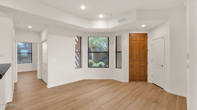 7027 N SCOTTSDALE Road 154, Paradise Valley, AZ 85253