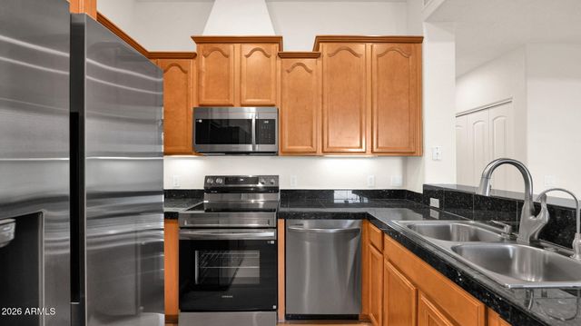 7027 N SCOTTSDALE Road 154, Paradise Valley, AZ 85253
