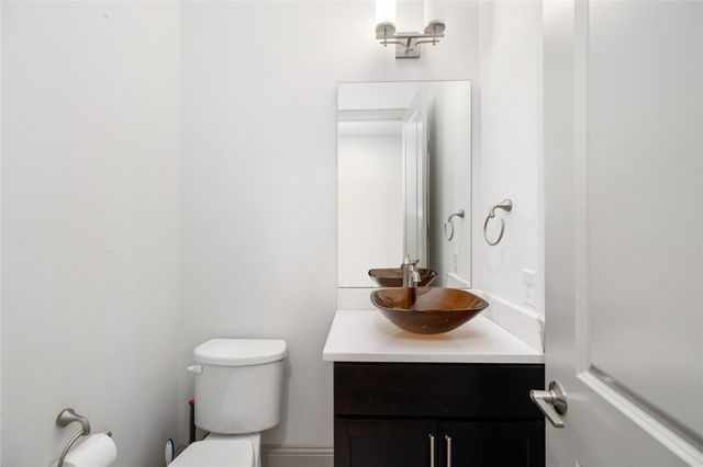 1615 Rosewood Street, Houston, TX 77004