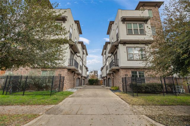 1615 Rosewood Street, Houston, TX 77004