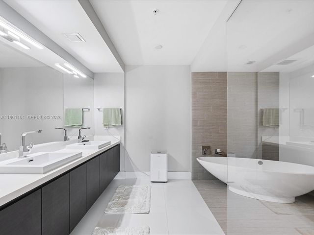 300 Sunny Isles Blvd 4-1405, Sunny Isles Beach, FL 33160