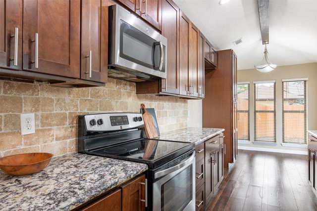 3329 Fontaine Street, Plano, TX 75075