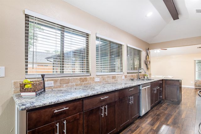 3329 Fontaine Street, Plano, TX 75075