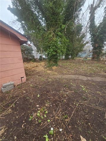 2713 Roanoke AVE, Portsmouth, VA 23704