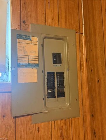 2713 Roanoke AVE, Portsmouth, VA 23704