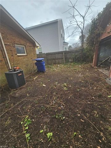 2713 Roanoke AVE, Portsmouth, VA 23704