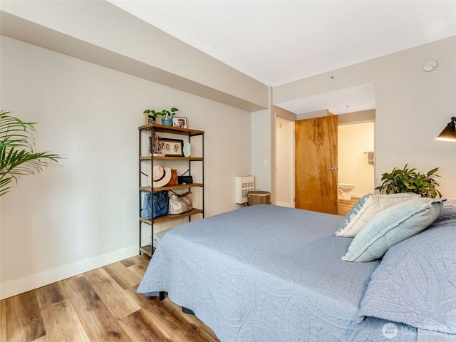 701 Columbia Street #414, Vancouver, WA 98660