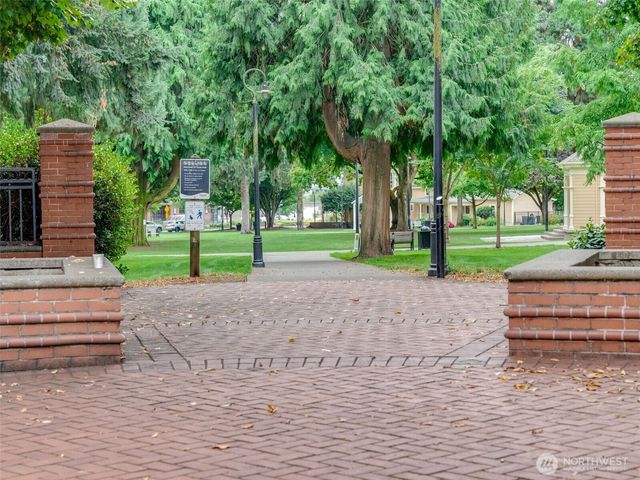 701 Columbia Street #414, Vancouver, WA 98660
