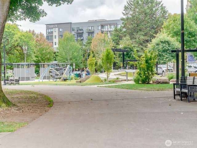 701 Columbia Street #414, Vancouver, WA 98660