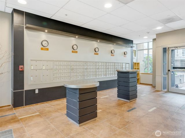 701 Columbia Street #414, Vancouver, WA 98660