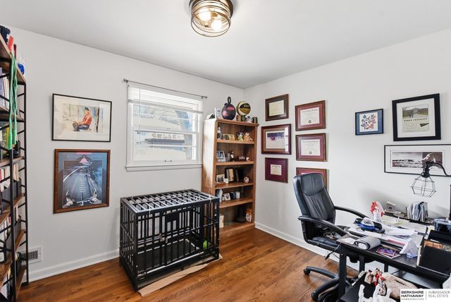 3302 S 106th Street, Omaha, NE 68124