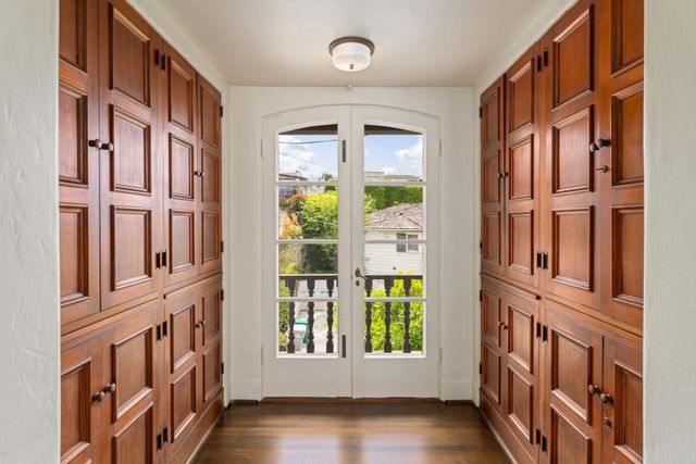 1406 La Jolla Knoll, La Jolla, CA 92037