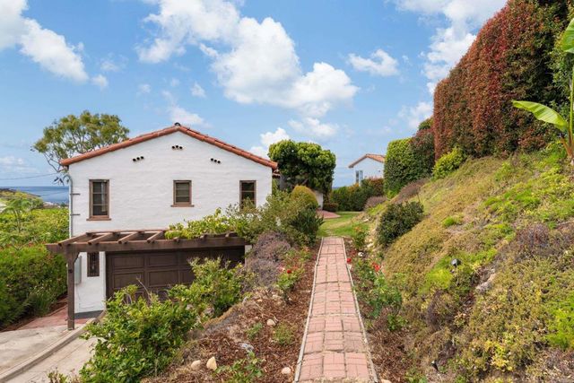 1406 La Jolla Knoll, La Jolla, CA 92037