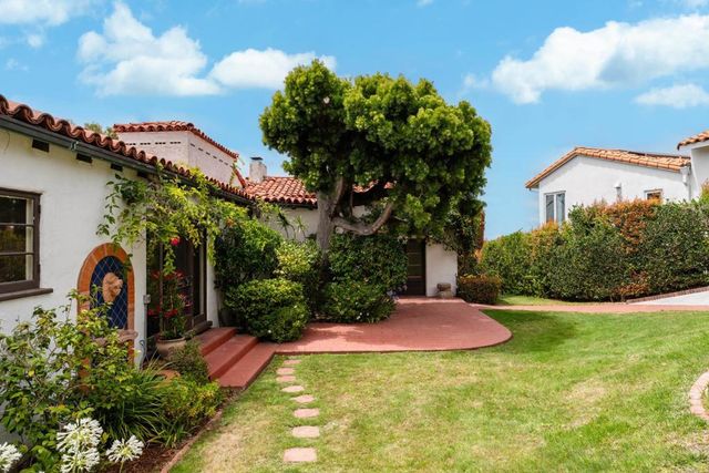 1406 La Jolla Knoll, La Jolla, CA 92037