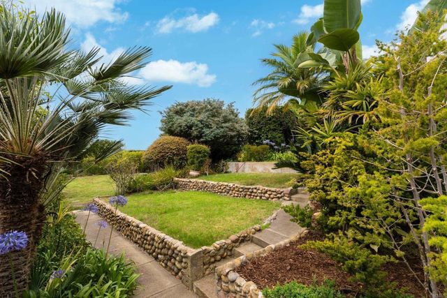 1406 La Jolla Knoll, La Jolla, CA 92037