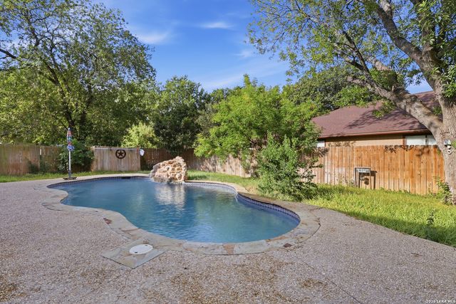 2803 Fisher Field, San Antonio, TX 78245