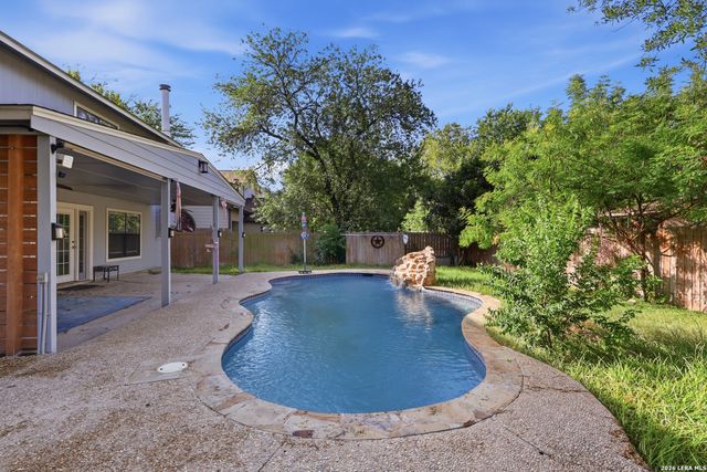 2803 Fisher Field, San Antonio, TX 78245