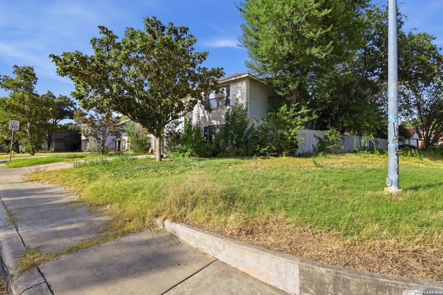 2803 Fisher Field, San Antonio, TX 78245