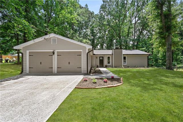 4246 Nora Lane, Duluth, GA 30096
