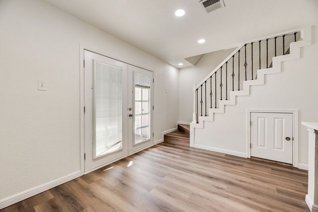 190 Merlin Way, Euless, TX 76039