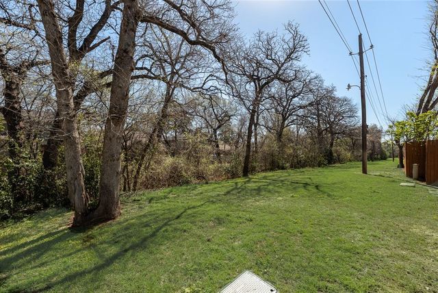 190 Merlin Way, Euless, TX 76039