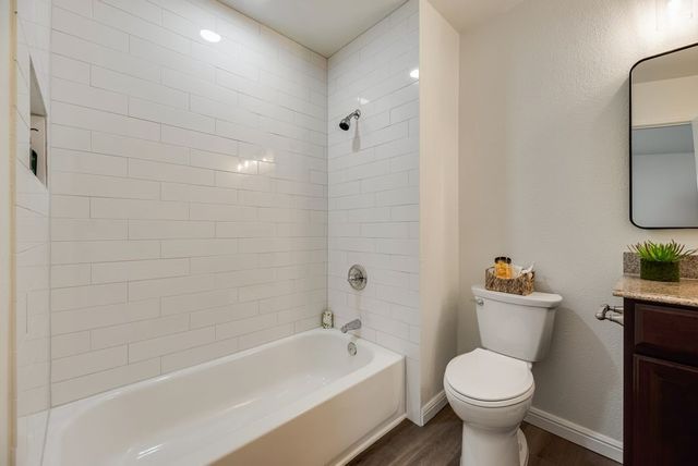 190 Merlin Way, Euless, TX 76039