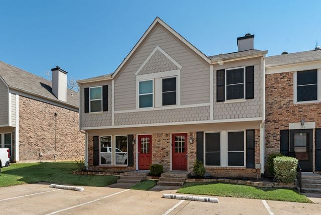 190 Merlin Way, Euless, TX 76039