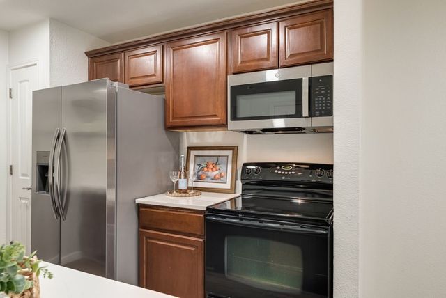 190 Merlin Way, Euless, TX 76039