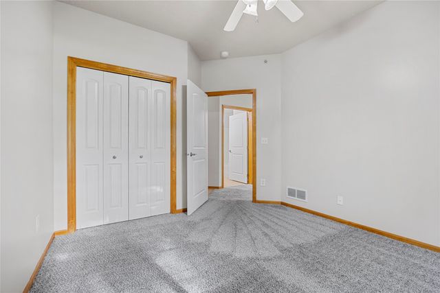 3400 SE Glenstone Drive 4, Grimes, IA 50111