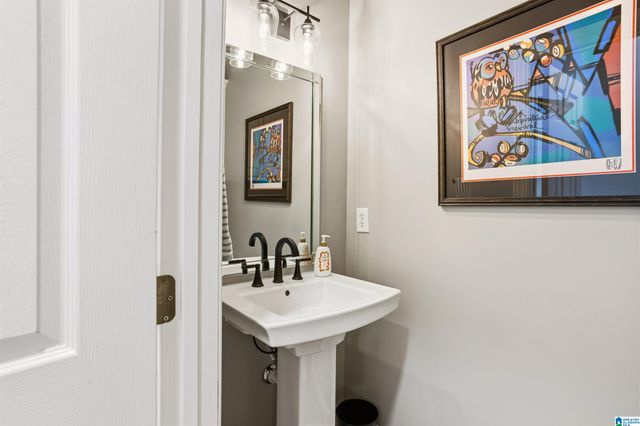6704 CLEAR CREEK CIRCLE, Trussville, AL 35173