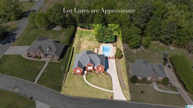 6704 CLEAR CREEK CIRCLE, Trussville, AL 35173