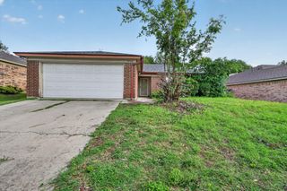 5724 Sea Breeze Lane, Fort Worth, TX 76135