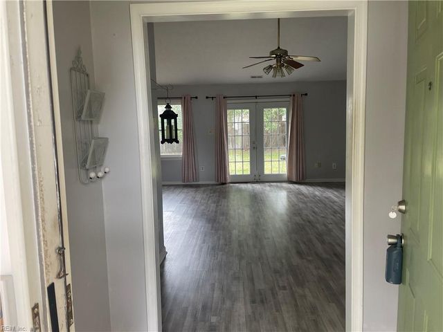 730 Michelle DR, Newport News, VA 23601