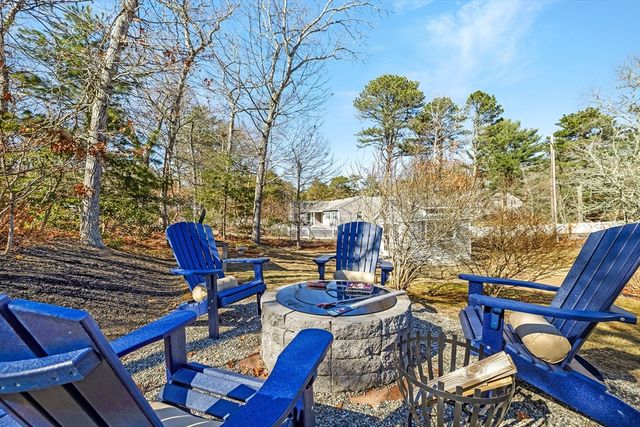 1 Katies Way, Sandwich, MA 02563