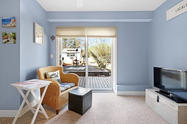 1 Katies Way, Sandwich, MA 02563