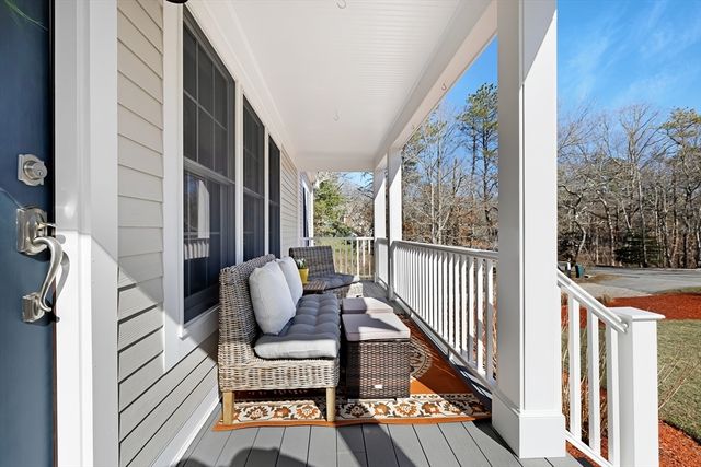 1 Katies Way, Sandwich, MA 02563