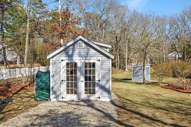 1 Katies Way, Sandwich, MA 02563