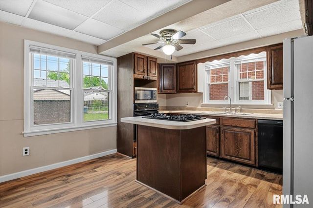 2020 Marland Street, Springfield, IL 62702