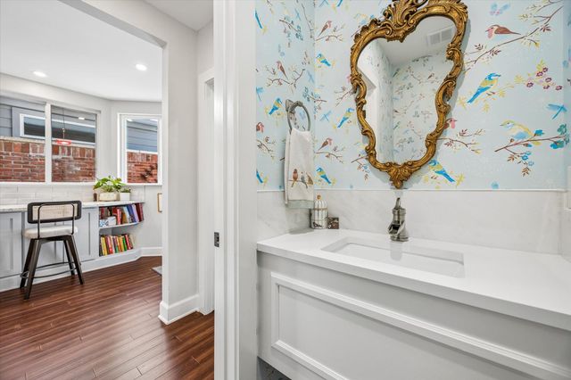 2708 W 35th ST, Austin, TX 78703