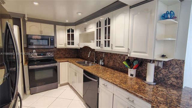290 174th Street 1507, Sunny Isles Beach, FL 33160