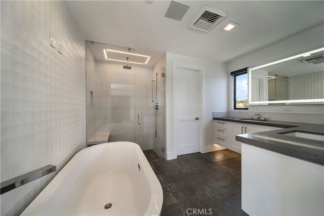 324 Saint Andrews Road, Newport Beach, CA 92663