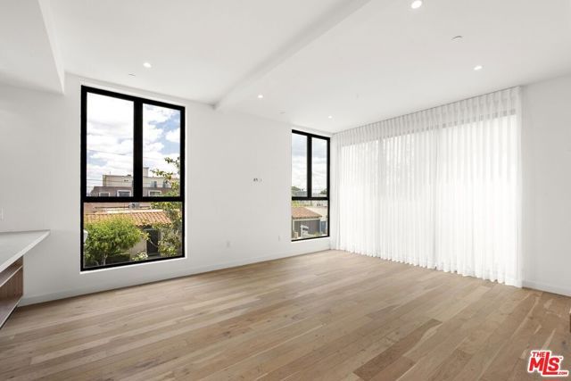 1413 S Doheny Drive, Los Angeles, CA 90035