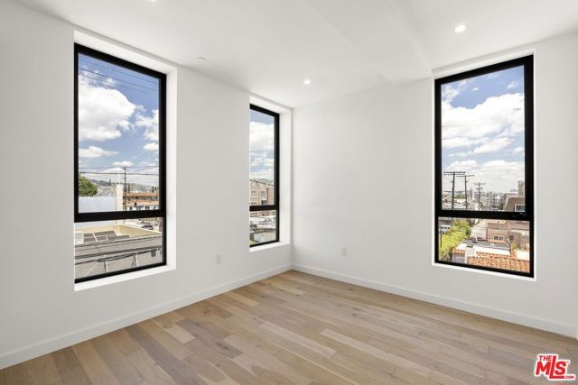 1413 S Doheny Drive, Los Angeles, CA 90035